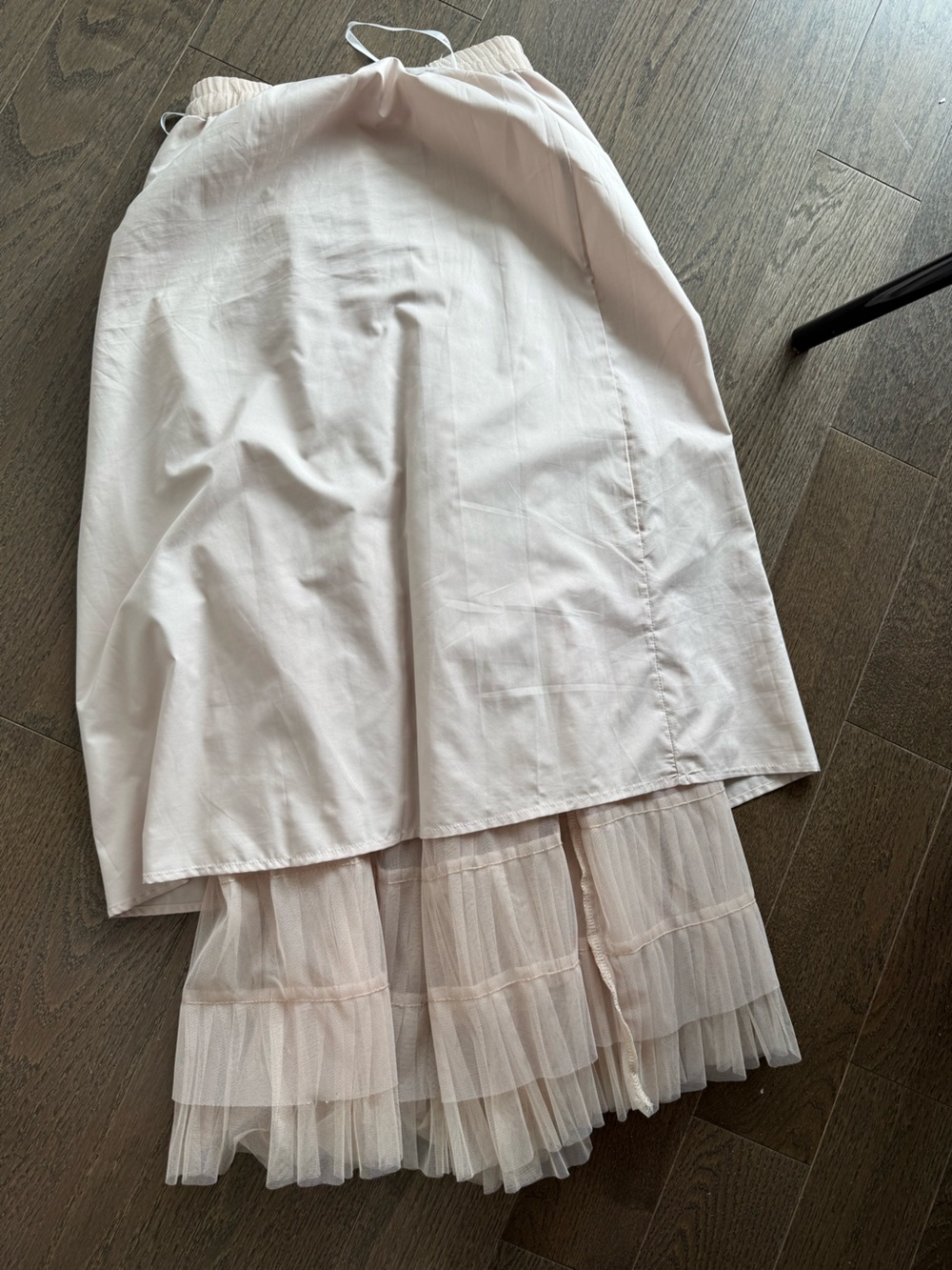 Pleated Layered Midi Skirt - Picture 5 of 8